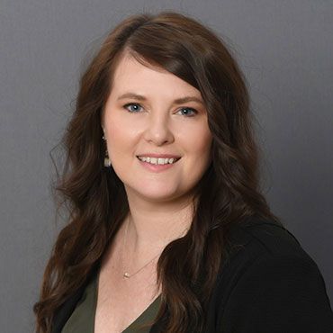 Carla Devine headshot